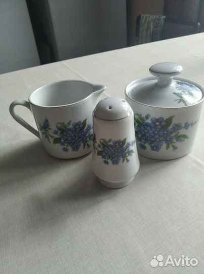 Молочник и сахарница