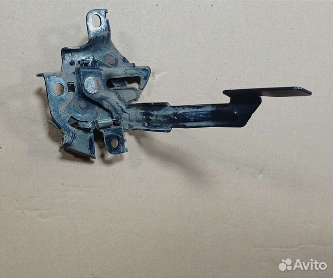 Замок капота Toyota RAV4 CA40 2012-2019