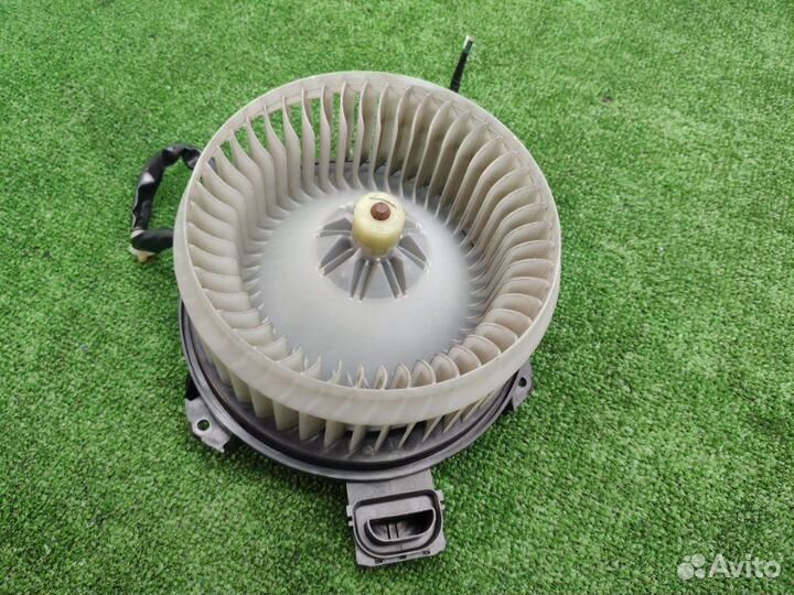 Моторчик печки Honda Civic 4D R18A1 2009