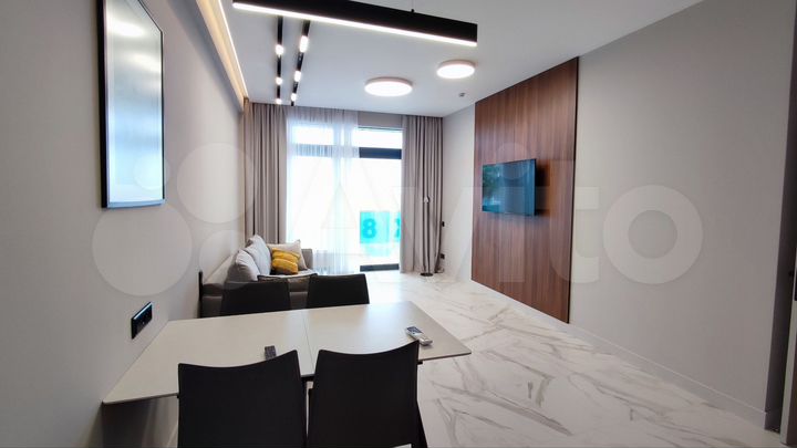 2-к. апартаменты, 73,7 м², 1/6 эт.