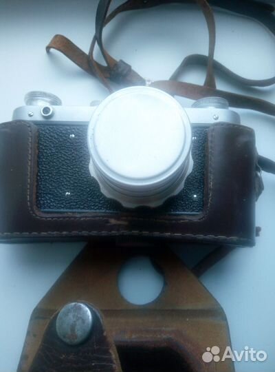 Пленочный фотоаппарат 
