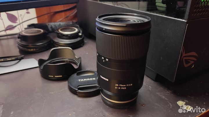 Объектив Tamron 28-75mm F/2.8 Di III RXD Sony e