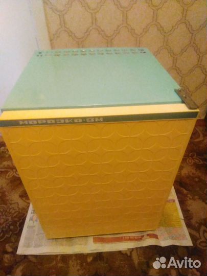 Холодильник маленький