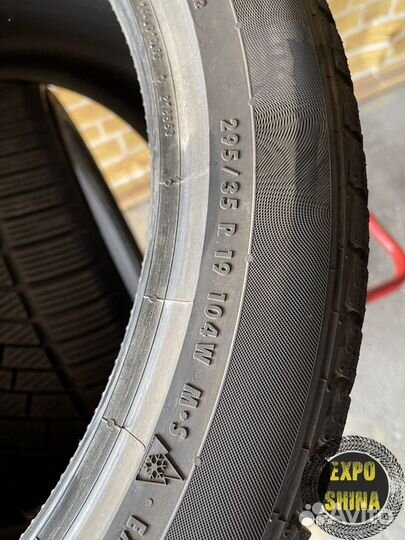 Continental ContiWinterContact TS 830 P 295/35 R19