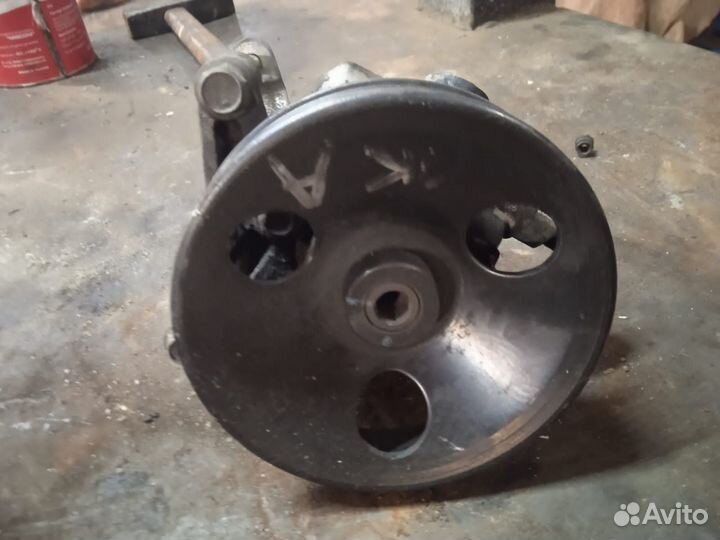 Насос гур SsangYong Kyron 2005-2015 D20DT