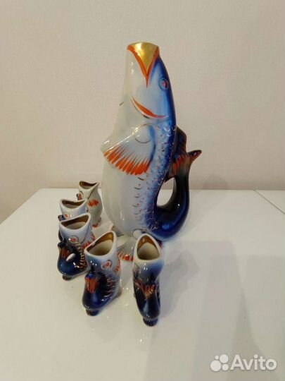 Фарфоровый кувшин штоф и рюмки СССР