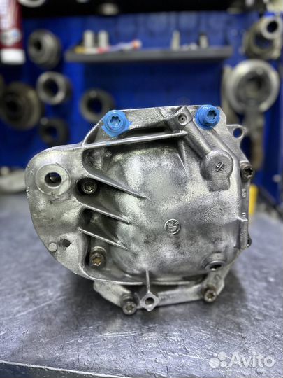 Задний редуктор BMW 2.81 F10/F11 F01/F02