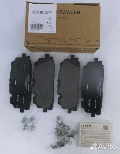 Тормозные колодки JZW698151AM VAG