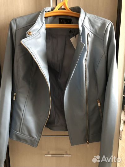 Куртка новая