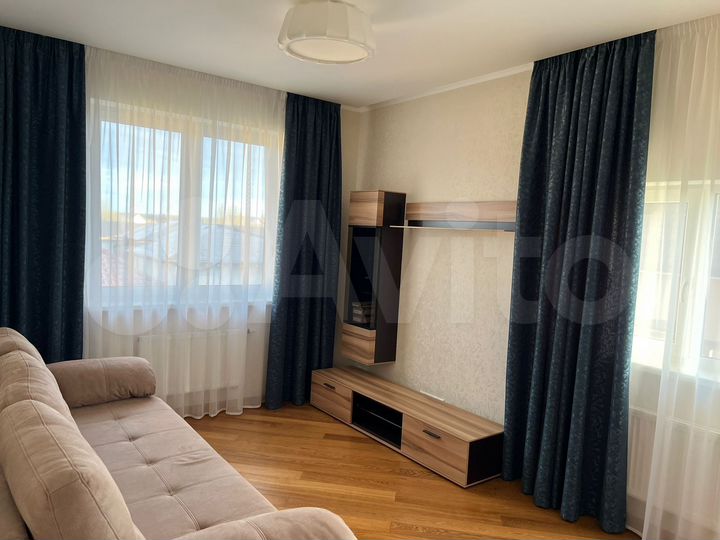 Коттедж 170 м² на участке 10 сот.