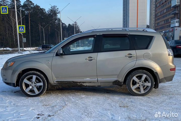 Mitsubishi Outlander 3.0 AT, 2008, 197 000 км