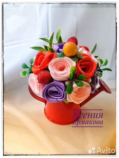 Букет из атласных роз