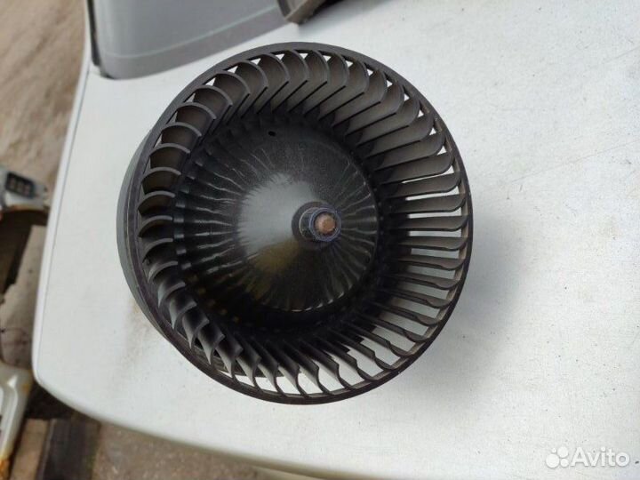 Мотор отопителя Ford Mondeo 2 лифтбек 1.8I 1999