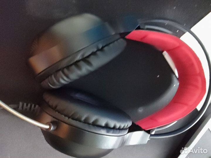 Игровые наушники