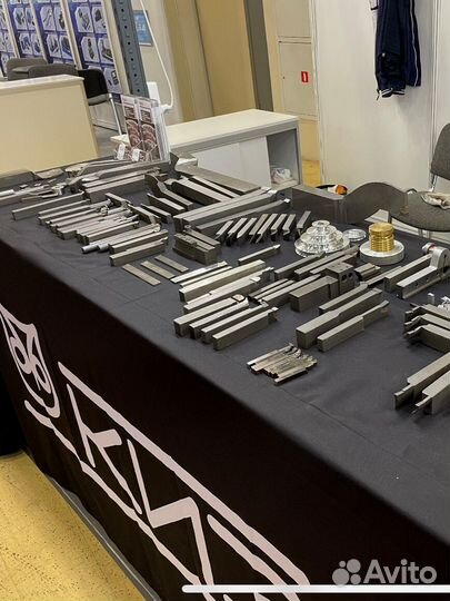 Резцы отрезные 25х16