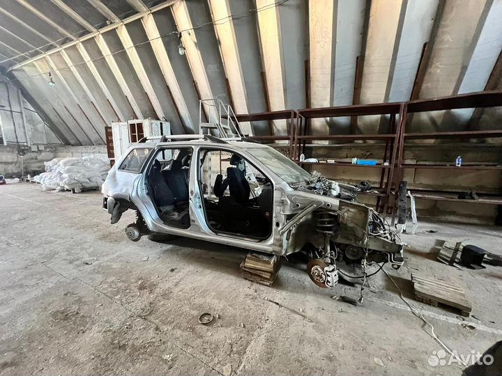 Mitsubishi outlander 1 на запчасти