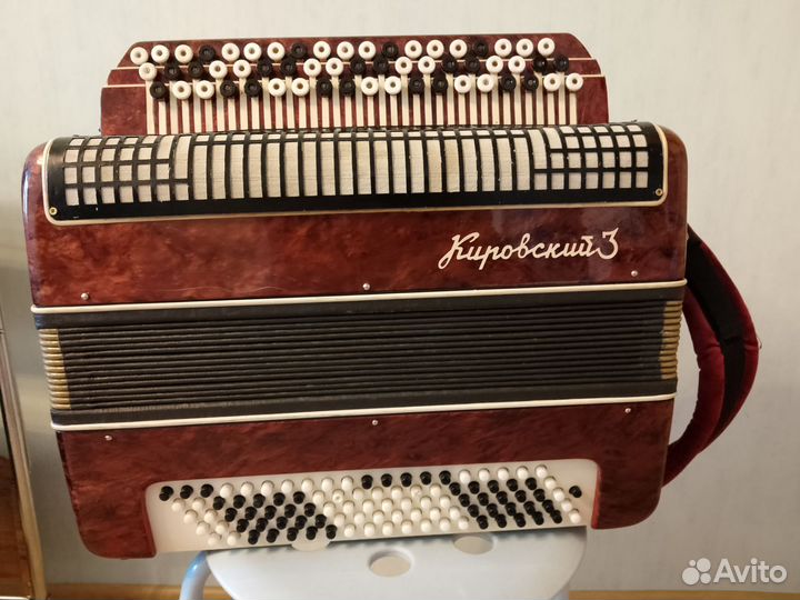 Баян кировский 3