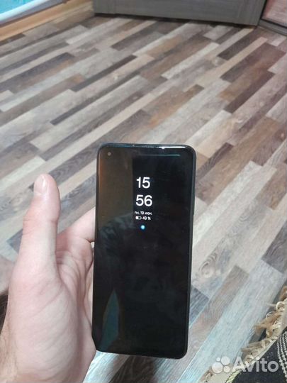 Телефон realmi 10