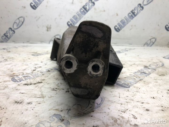 Кронштейн опоры двигателя Лада Калина