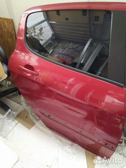 Правая задняя дверь пежо peugeot 308