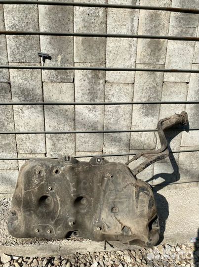 Топливный бак Бензобак Renault duster