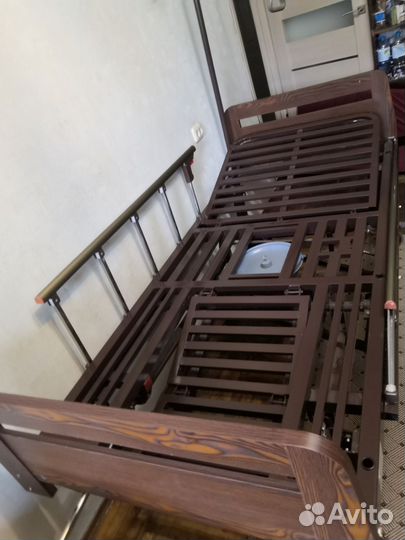 Кровать для лежачих больных бу