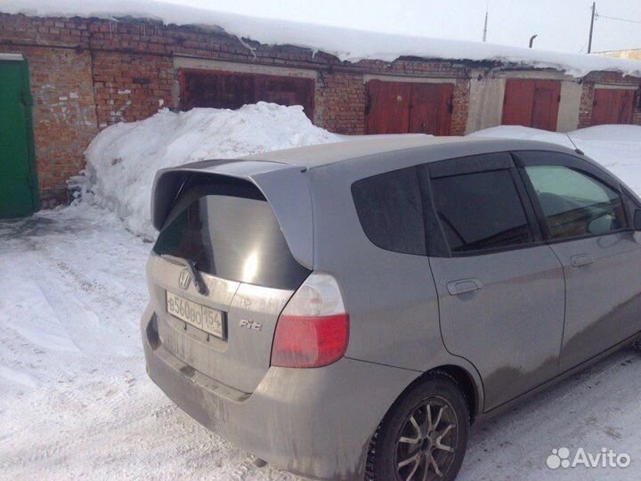 Удлиненный спойлер Modulo на Honda fit GD