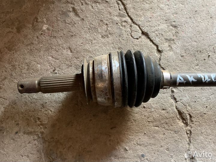 Привод правый Hyundai Accent Автомат