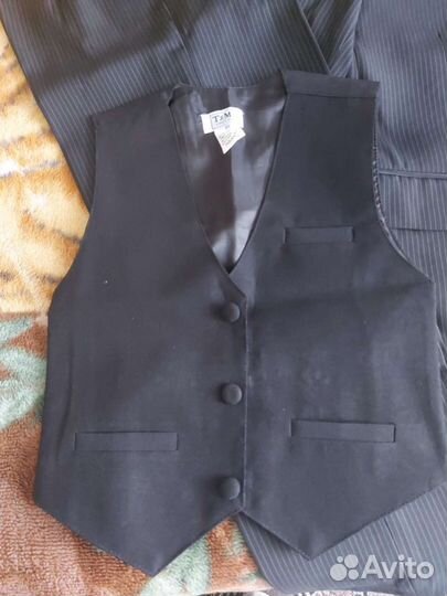 Школьный костюм