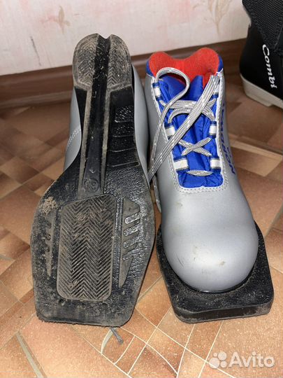 Лыжные ботинки