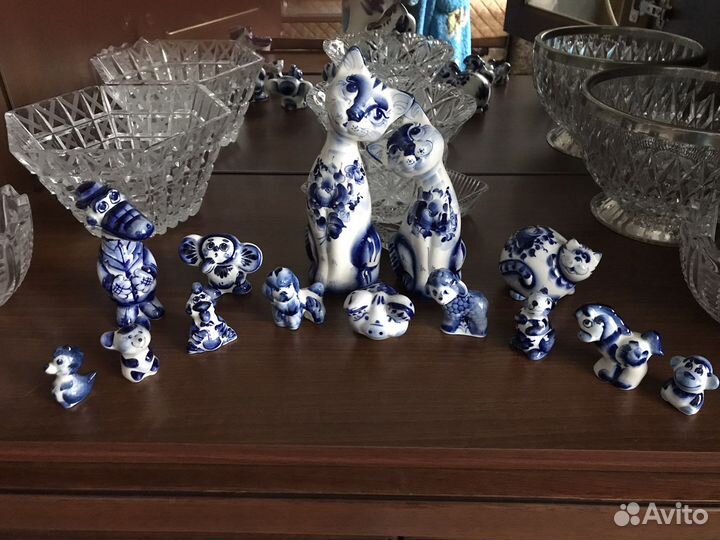 Статуэтки фигурки гжель