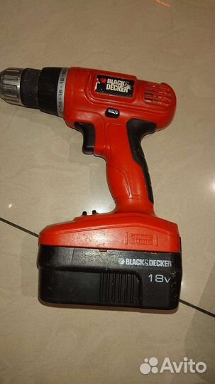 Дрель шуруповерт Black & Decker