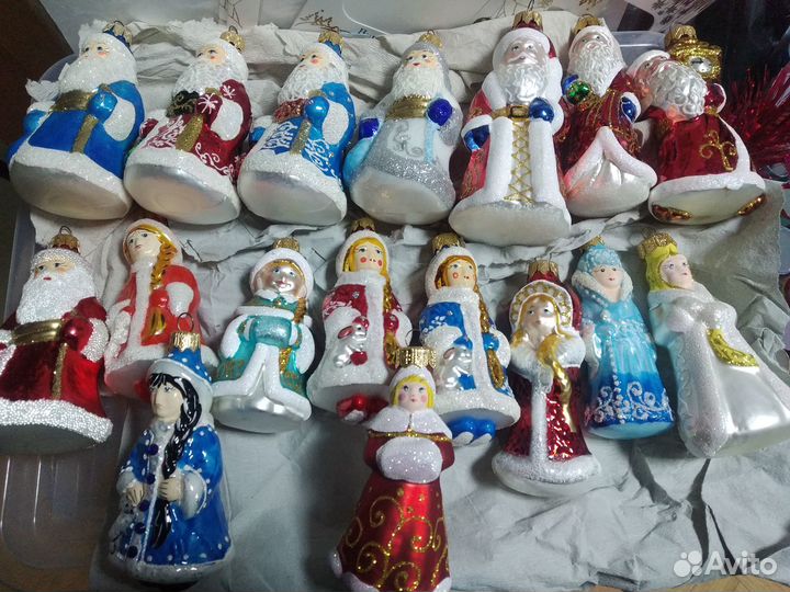 Стеклянные елочные игрушки