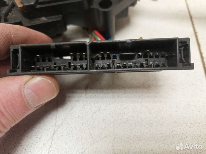 Переключатель подрулевой