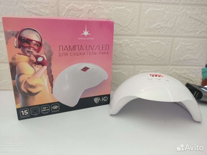 UV/LED лампа для маникюра и педикюра