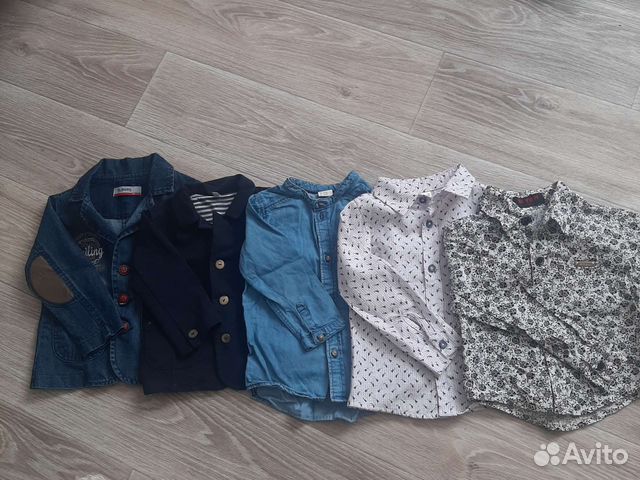 Продам 2 пиджака и 3 рубашки на мальчика 86-92