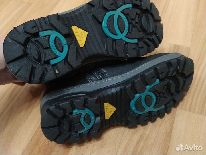 Ботинки зимние кожаные Bürgers 34 размер