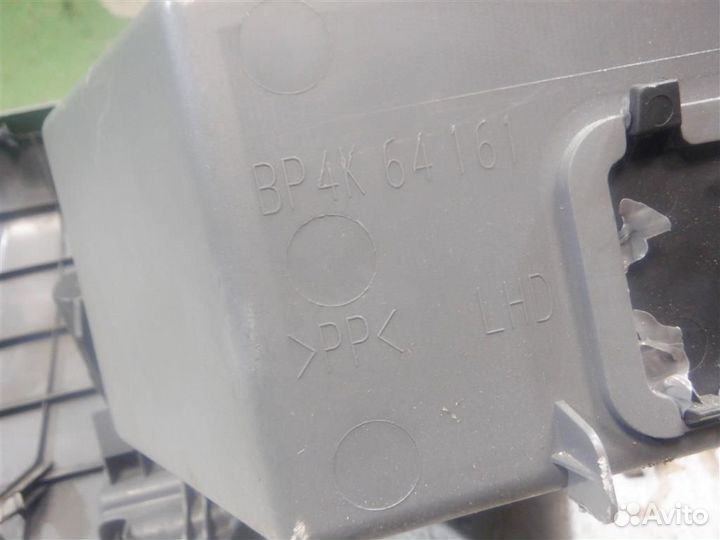 Бардачок Мазда Мазда 3 бк