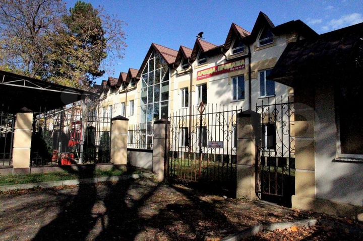 Гостиница, 1596 м²