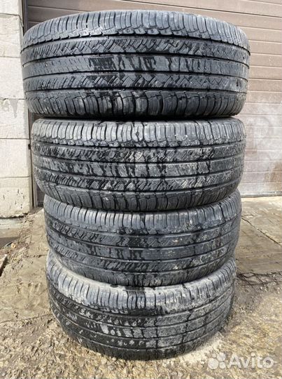 Michelin Latitude Tour HP 255/60 R18