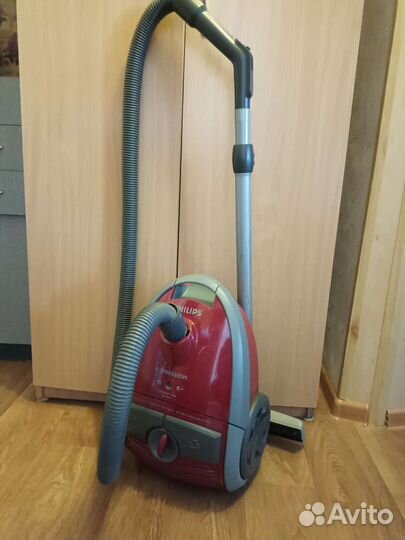 Пылесос Philips и приставка Dendi на разбор