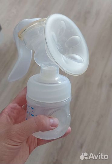 Молокоотсос avent ручной