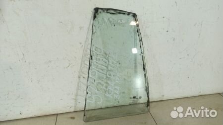 Форточка задней левой двери