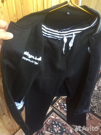 Спортивный костюм утепленный