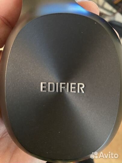 Беспроводные наушники Edifier