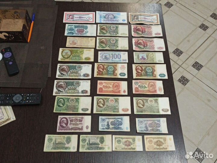 Набор банкнот СССР и России