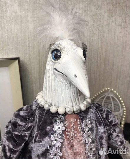 Интерьерная игрушка белая ворона