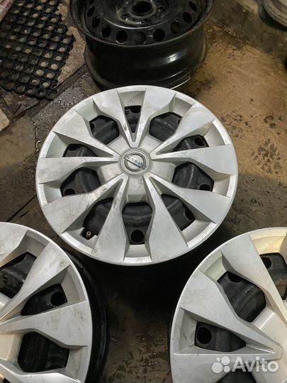 Штампы Nissan r15 5x114.3 оригинал (без колпаков)