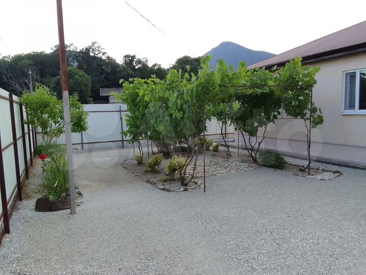 Дом 63 м² на участке 8 сот.