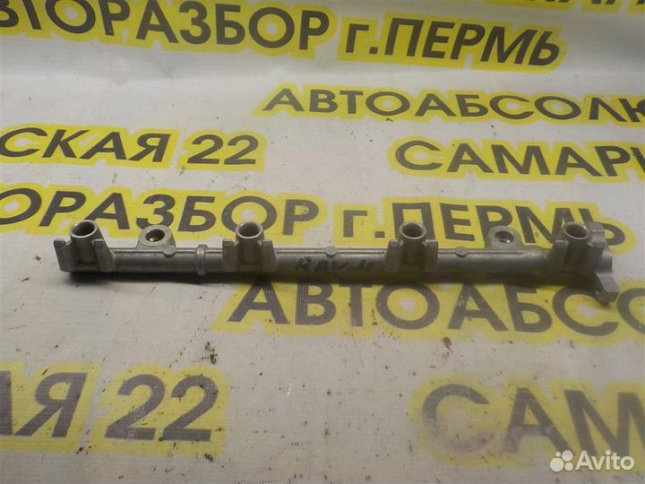 Рейка топливная (рампа) Toyota RAV4 (XA30) 2005-2